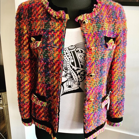 Escada Pink Tweed Suit - Picture 5 of 9